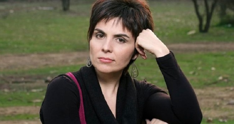 Elizabeth Morris, Facebook (c)