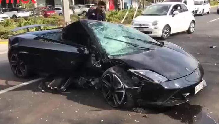 Conductor destruye Lamborghini de casi $100 millones tras impactar contra  poste en Lo Barnechea | Nacional | BioBioChile