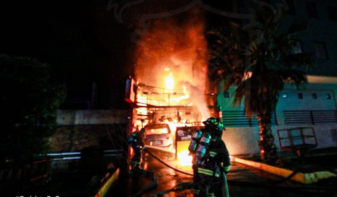 bomberosiquique.cl