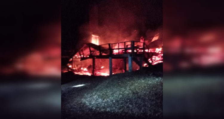 incendio-casa-de-veraneo-750x400.jpg