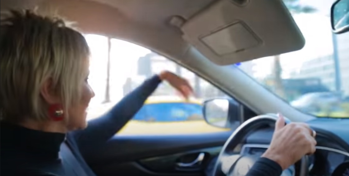 Argandoña alerta que viene su hijo por la misma autopista, con destino al dentista | Youtube