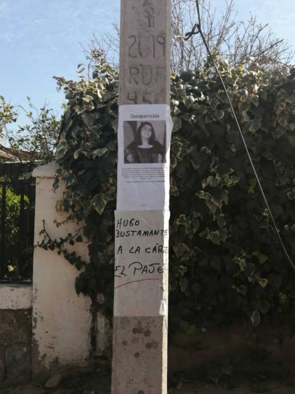 "Hugo Bustamante a la cárcel", versa un cartel en Villa Alemana | Ignacio Caballero (RBB)