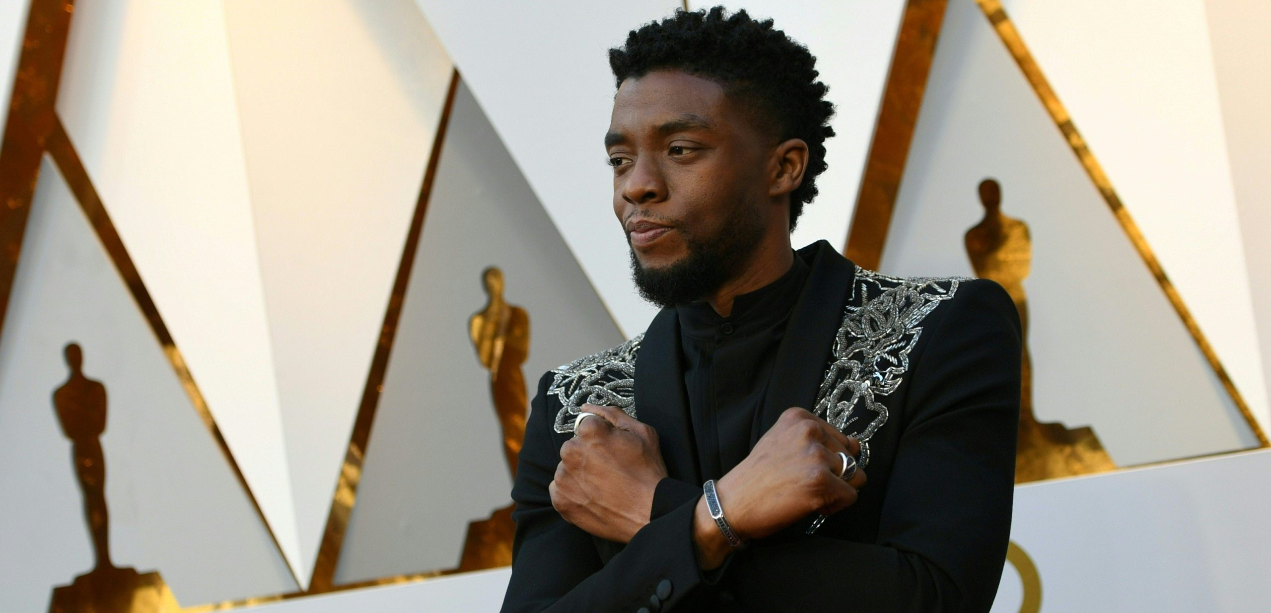 Las principales señales del cáncer de colon, la enfermedad que se llevó a Chadwick Boseman