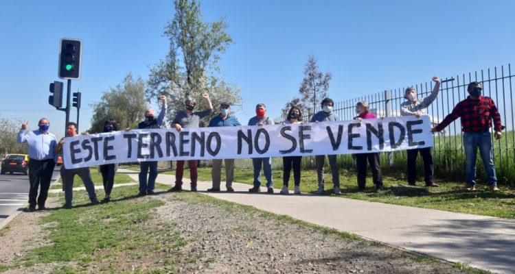 Manifestación de vecinos en La Reina