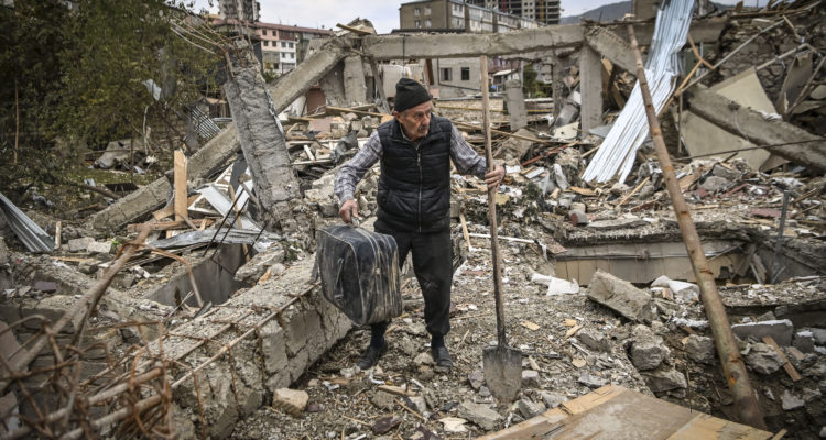 Aris Messinis | Agence France-Presse