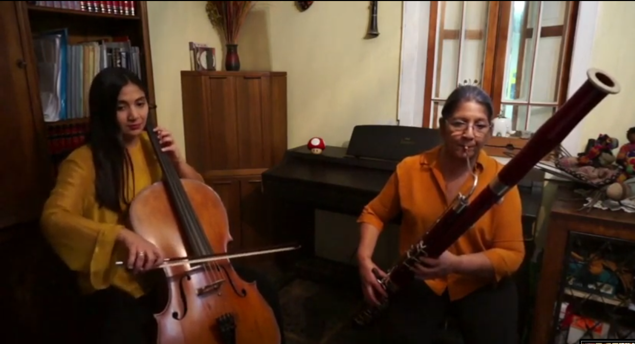 Soledad Avalos y Edit (Cello) en Concierto Popular para las y los Trabajadores de la Salud