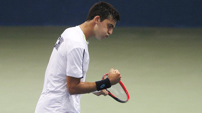 Tomás Barrios avanzó a octavos de final en el Challenger de Barcelona