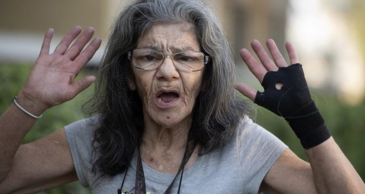  Lorenza Marrujo | CBS