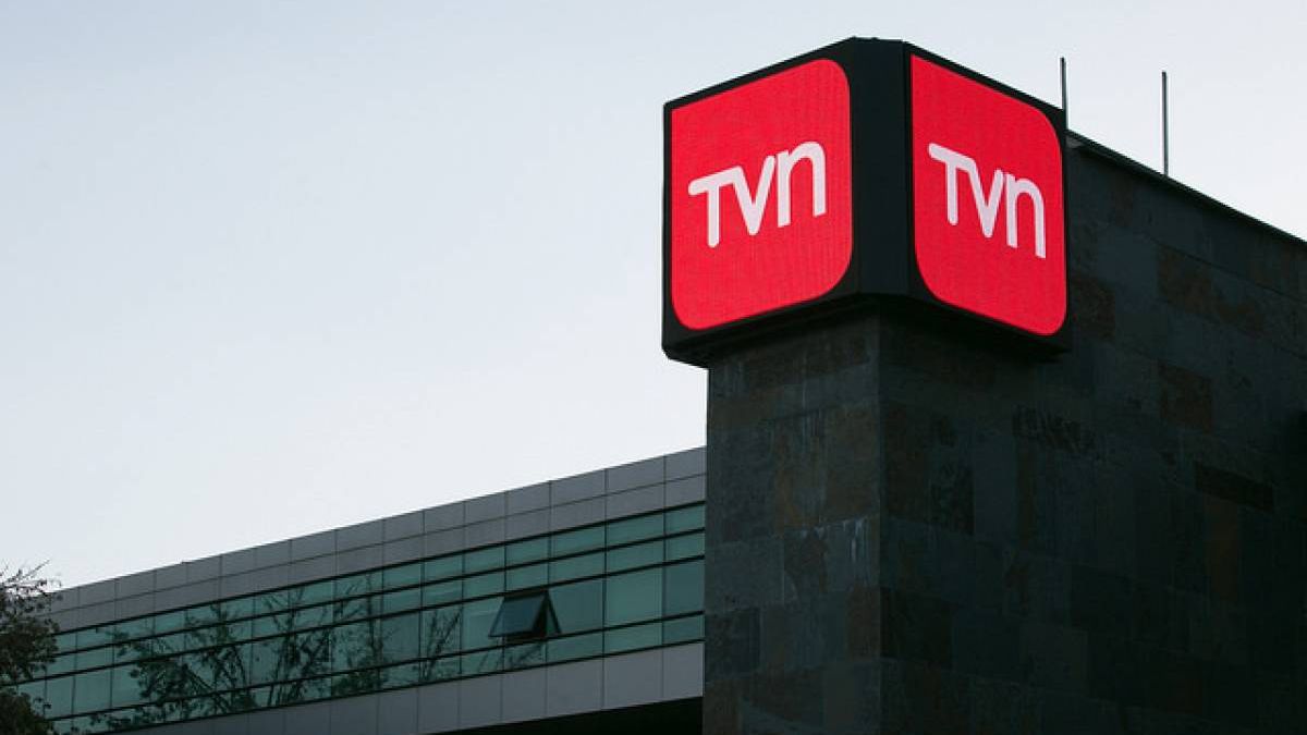 tvN 로고와 방송 화면