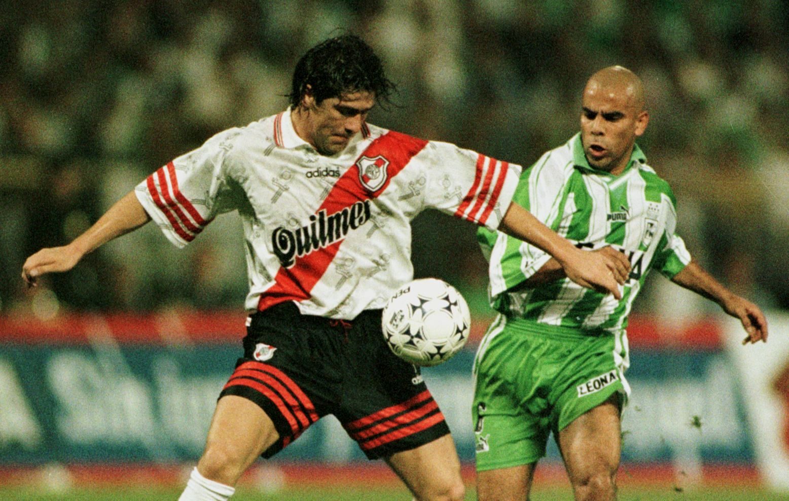 FÚTBOL. 1996. Marcelo Salas, goleador chileno de #River.  Club atlético  river plate, Fotos de fútbol, Jugador de futbol