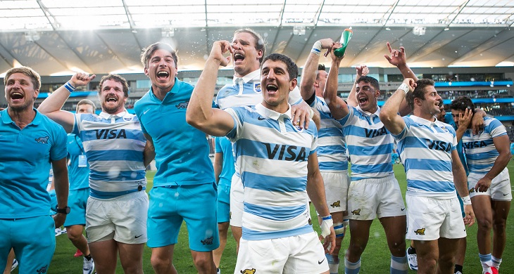 Twitter | @lospumas