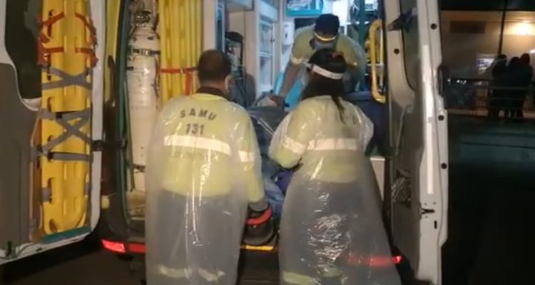 Senador Navarro llega al Hospital Las Higueras | Captura