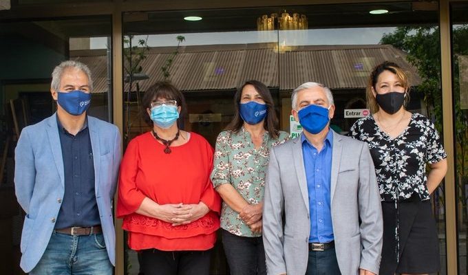 Carlos Díaz Marchant, Presidente Electo; Patricia Muñoz, Secretaria General Electa; y Magdalena Reyes, Tesorera Nacional Electa | Colegio de Profesores
