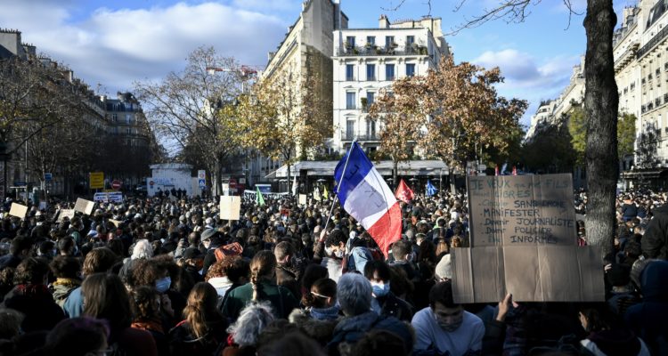 Stephane de Sakutin | AFP