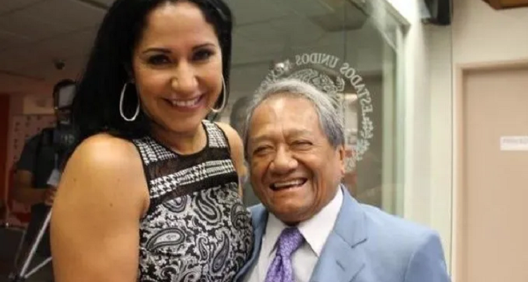 Laura Elena Villa y Armando Manzanero | Twitter