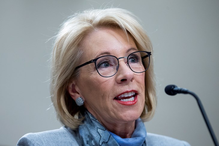 Betsy DeVos | Michael Reynolds | EFE