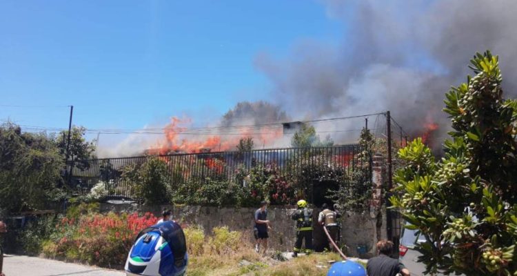 incendio-afecta-a-vivienda-en-quilpue-750x400.jpeg