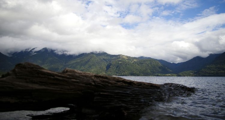 Lago Colico | Flickr @leobass
