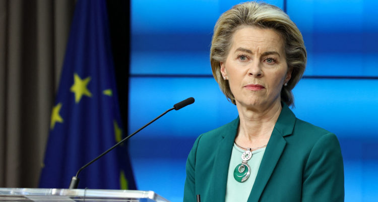 Aris OIkonomou /  AFP