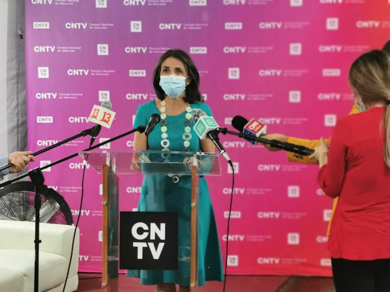 CNTV (Twitter)