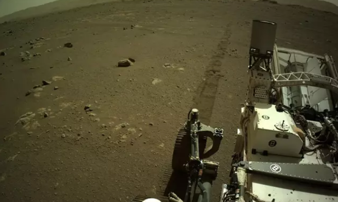 Rodadas dejadas por Perseverance en uno de sus recorridos | NASA