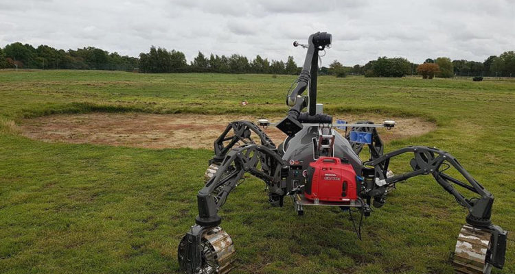 Imagen cedida por la Universidad de Málaga (España) de uno de los robots del equipo | EFE