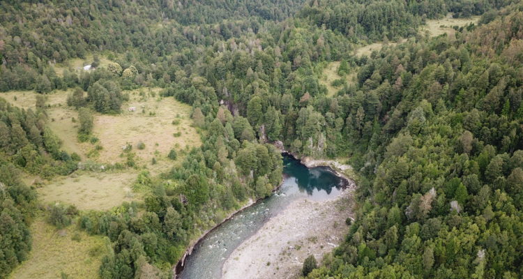 Fotografía de la zona estudiada en que se evidencia la desviación del curso de agua | Cedida