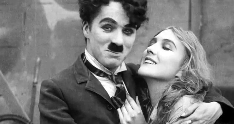 Behind the Screen | Wikimedia Commons