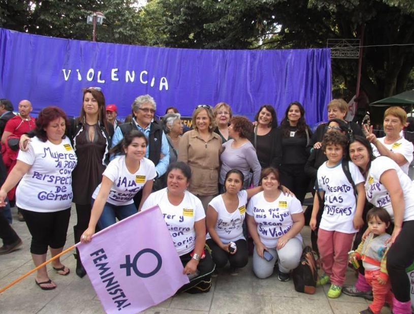 Facebook Corporación Mujeres Siglo XXI 