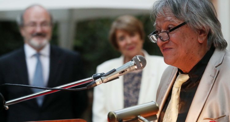 Consuelo Valdés en Twitter