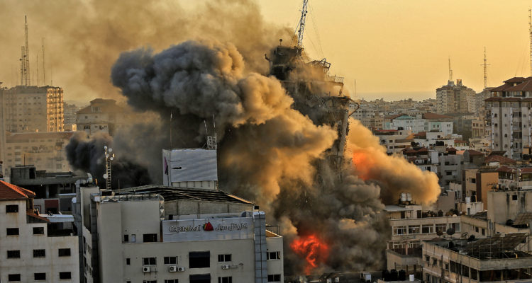 Destrucción de la torre Al-Sharouk | Qusay Dawud | Agence France-Presse