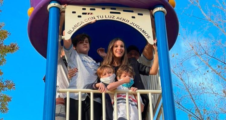 Pampita y sus hijos en la inauguración | El Nueve