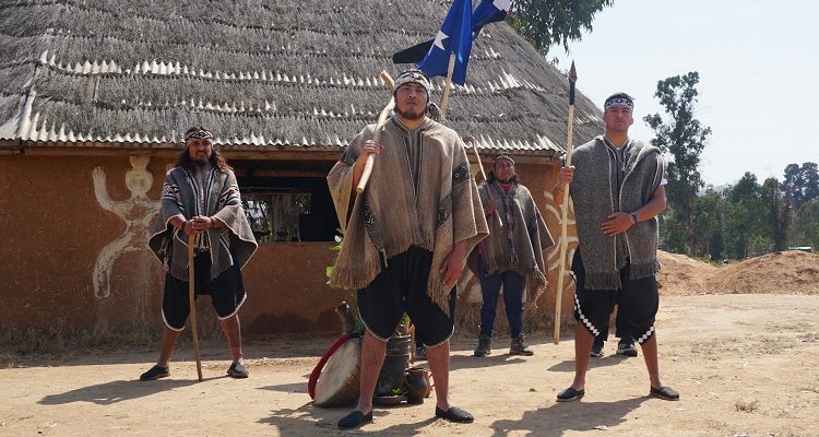 Neculman y Luanko (c)