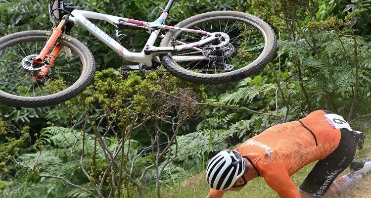 Greg Baker I Agence France Presse