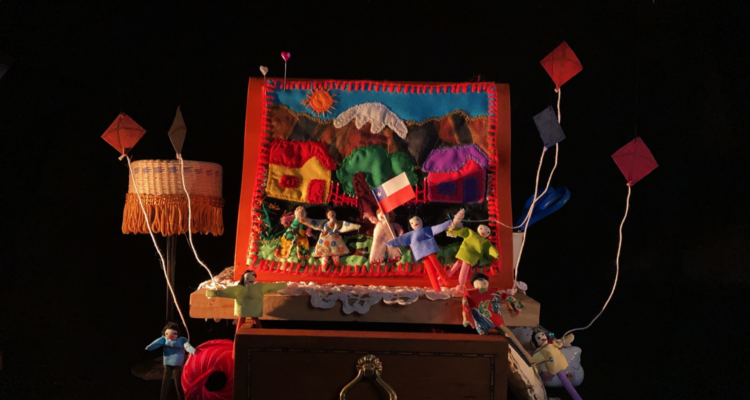 La Bienvenida | La Mona Ilustre