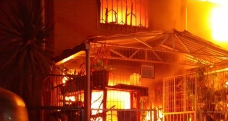 @AlejandroAllenA en Twitter
