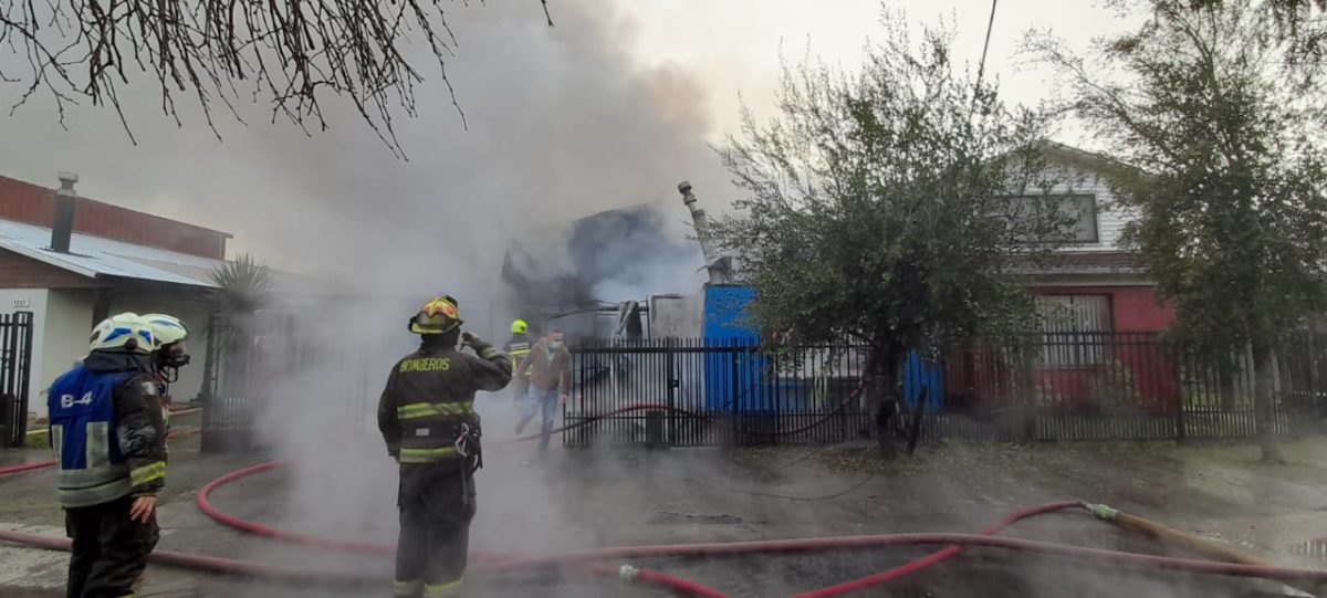 incendio-villa-italia-los-angeles-bombero-1200x541.jpeg