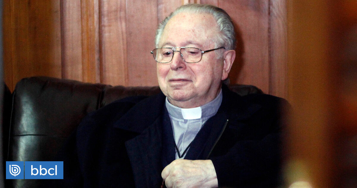 Defrocked priest, notorious abuser Fernando Karadima dies aged 90 | Notas |  BioBioChile
