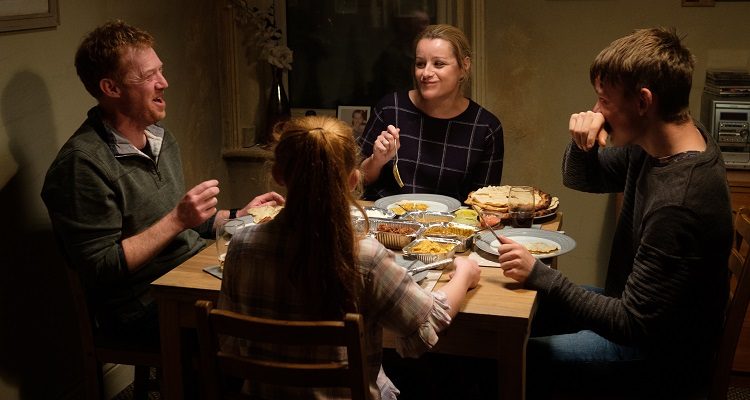 Lazos de familia, Joss Barratt (c)