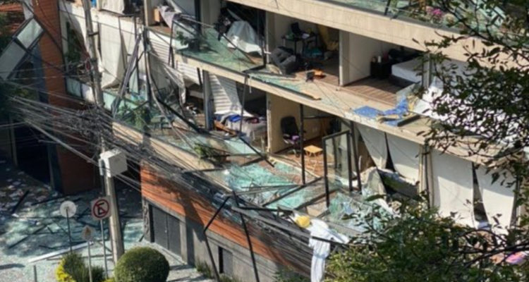 Twitter | @carloscruz_sv