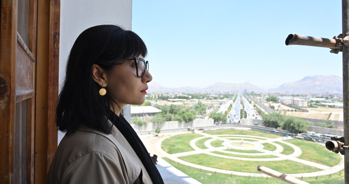 Rada Akbar, artista visual afgana | AFP