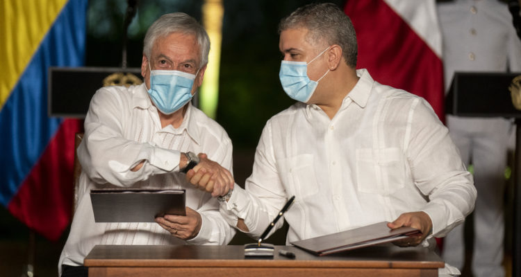 Presidente Piñera firma acuerdo de extradición con Iván Duque