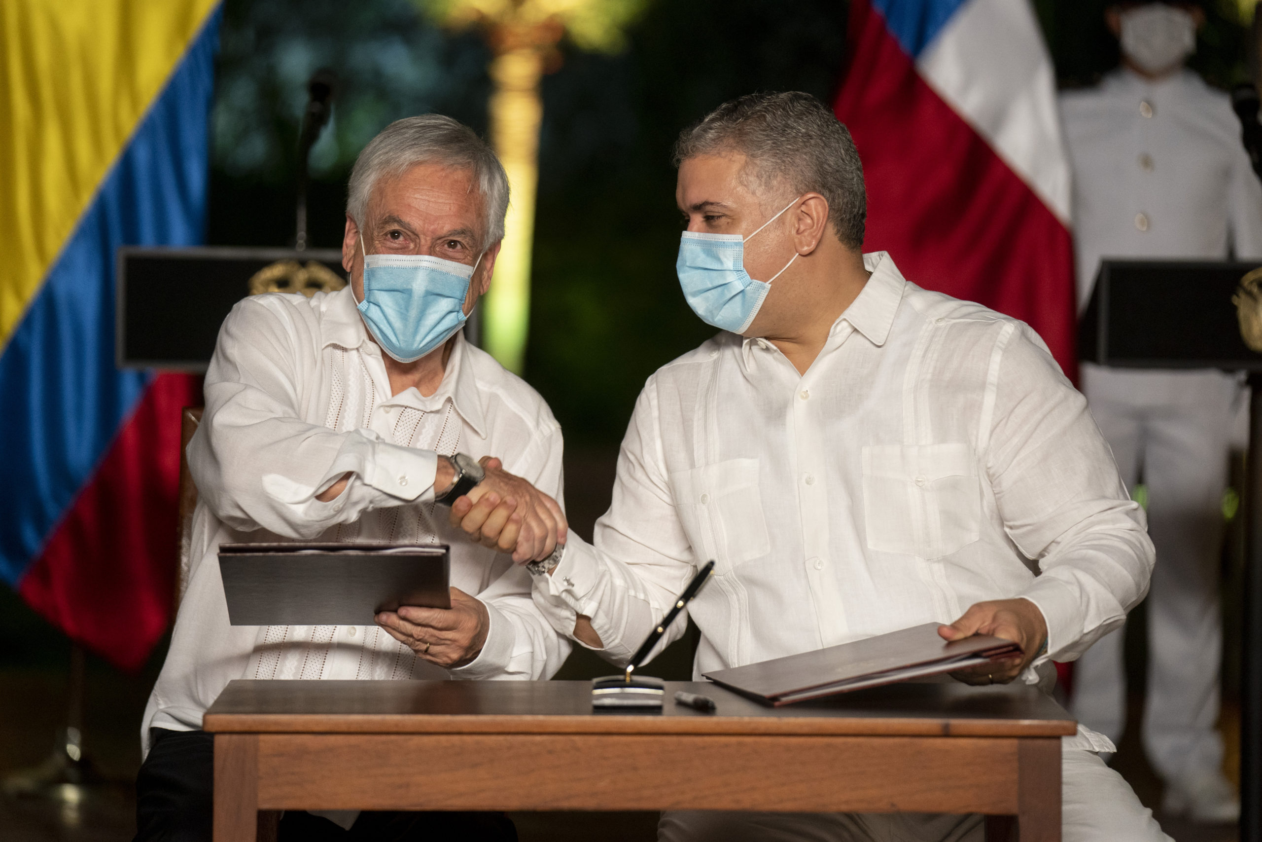 Presidente Piñera firma acuerdo de extradición con Iván Duque