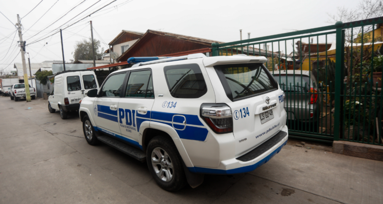 adolescente es detenido por la pdi en valdivia