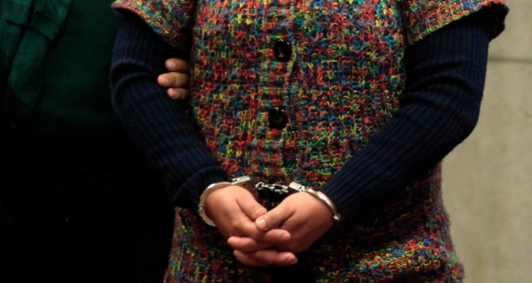 mujer-detenida