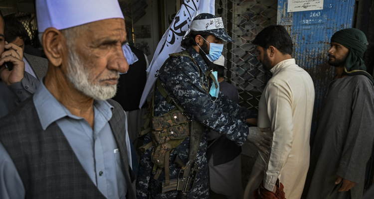 avance talibán en Afganistán