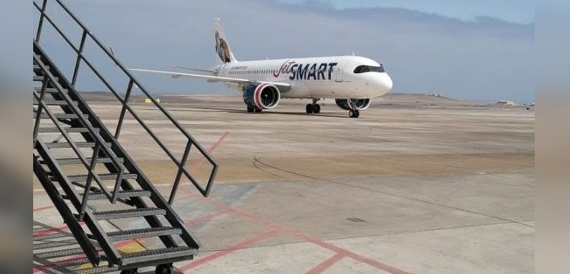 avion-desperfecto-motor-colombia-aterriza-iquique