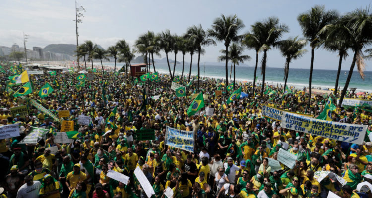 Manifestación en Brasil en favor de Bolsonaro