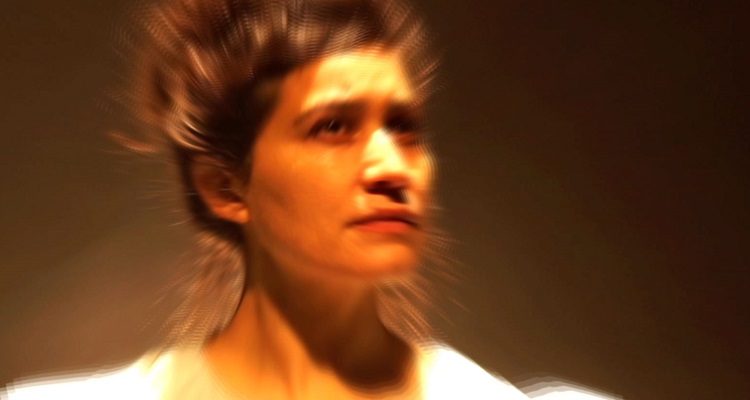 Claudia Cabezas, La mujer que se transforma en máquina (c)