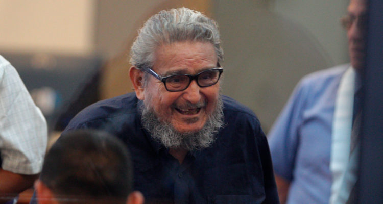 Congreso de Perú decidirá el destino del cadáver de Abimael Guzmán, fundador de Sendero Luminoso